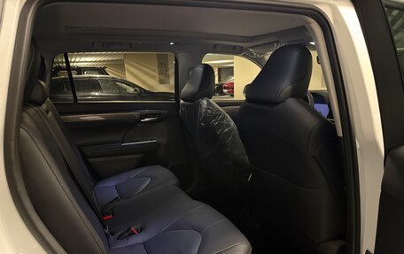 Toyota Highlander, 2026 год, 4 800 000 рублей, 6 фотография