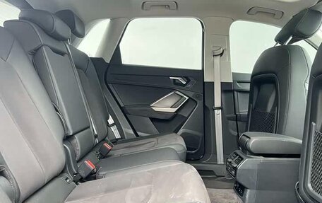 Audi Q3, 2023 год, 2 700 000 рублей, 6 фотография