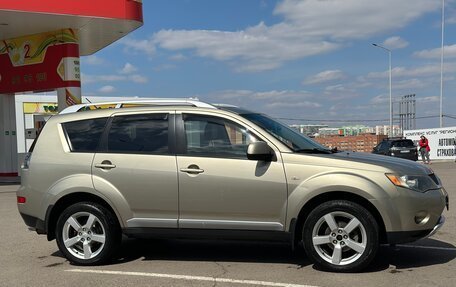 Mitsubishi Outlander III рестайлинг 3, 2008 год, 1 320 000 рублей, 2 фотография