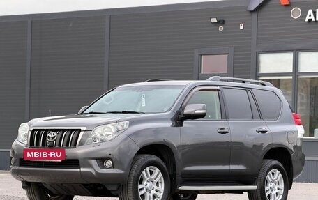 Toyota Land Cruiser Prado 150 рестайлинг 2, 2011 год, 2 290 000 рублей, 4 фотография