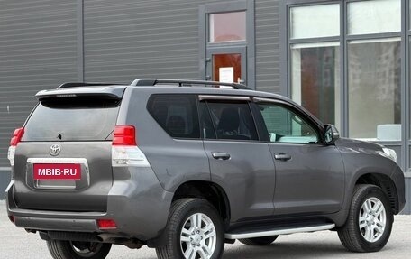 Toyota Land Cruiser Prado 150 рестайлинг 2, 2011 год, 2 290 000 рублей, 9 фотография