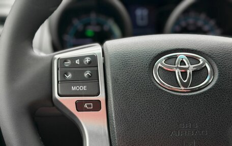 Toyota Land Cruiser Prado 150 рестайлинг 2, 2011 год, 2 290 000 рублей, 18 фотография