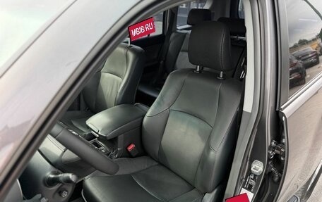 Toyota Land Cruiser Prado 150 рестайлинг 2, 2011 год, 2 290 000 рублей, 12 фотография