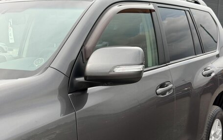 Toyota Land Cruiser Prado 150 рестайлинг 2, 2011 год, 2 290 000 рублей, 35 фотография