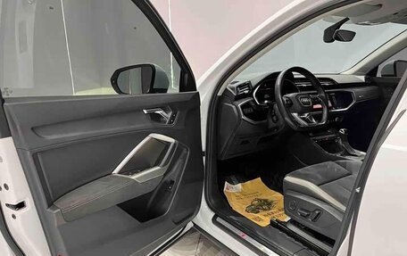 Audi Q3, 2022 год, 2 500 000 рублей, 4 фотография