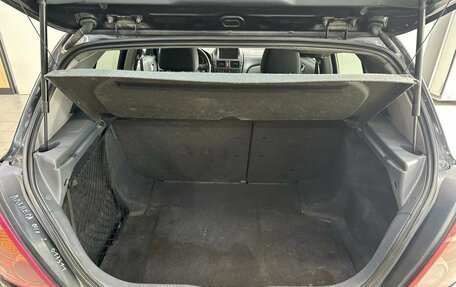 Nissan Almera, 2005 год, 270 000 рублей, 21 фотография
