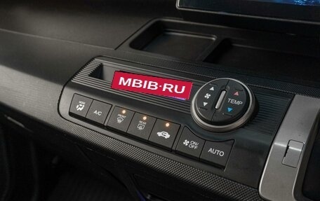 Honda Freed I, 2015 год, 1 349 000 рублей, 17 фотография