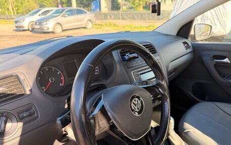 Volkswagen Polo VI (EU Market), 2015 год, 1 200 000 рублей, 11 фотография