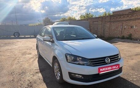 Volkswagen Polo VI (EU Market), 2015 год, 1 200 000 рублей, 2 фотография