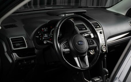 Subaru Forester, 2017 год, 1 825 000 рублей, 18 фотография