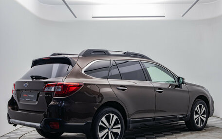 Subaru Outback IV рестайлинг, 2018 год, 2 700 000 рублей, 5 фотография