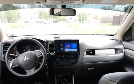 Mitsubishi Outlander III рестайлинг 3, 2012 год, 1 200 000 рублей, 6 фотография