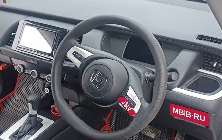 Honda Fit, 2021 год, 1 075 000 рублей, 2 фотография