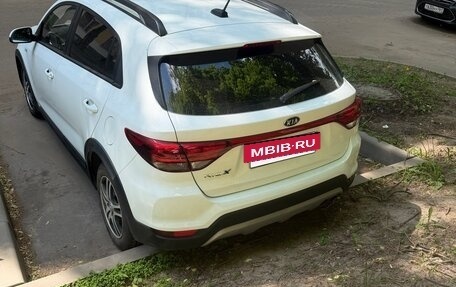 KIA Rio IV, 2018 год, 1 050 000 рублей, 3 фотография