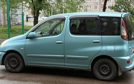 Toyota FunCargo, 2003 год, 300 000 рублей, 4 фотография