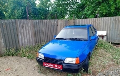 Opel Kadett E рестайлинг, 1987 год, 90 000 рублей, 6 фотография