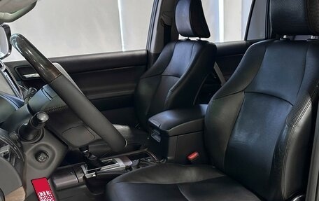 Toyota Land Cruiser Prado 150 рестайлинг 2, 2009 год, 2 990 000 рублей, 11 фотография