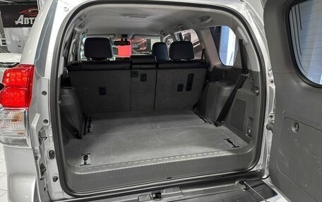 Toyota Land Cruiser Prado 150 рестайлинг 2, 2009 год, 2 990 000 рублей, 13 фотография