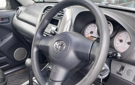 Toyota RAV4, 2004 год, 700 000 рублей, 16 фотография
