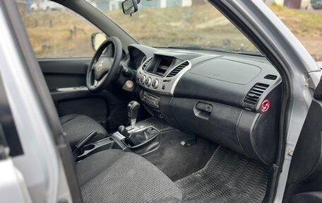 Mitsubishi L200 IV рестайлинг, 2014 год, 1 150 000 рублей, 7 фотография