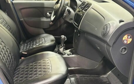 Renault Logan II, 2018 год, 1 049 000 рублей, 8 фотография