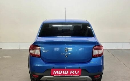 Renault Logan II, 2018 год, 1 049 000 рублей, 3 фотография
