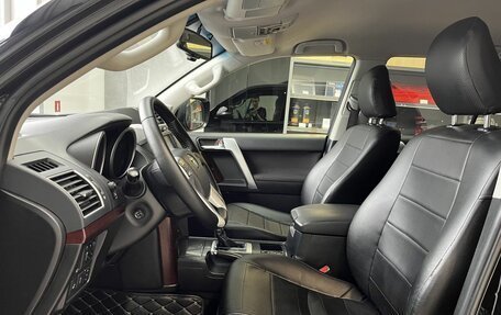Toyota Land Cruiser Prado 150 рестайлинг 2, 2017 год, 3 350 000 рублей, 8 фотография