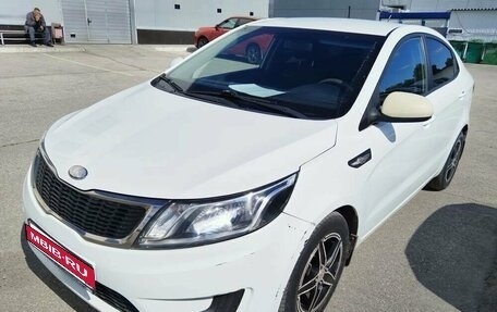 KIA Rio III рестайлинг, 2013 год, 772 000 рублей, 1 фотография