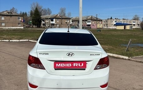 Hyundai Solaris II рестайлинг, 2012 год, 600 000 рублей, 3 фотография