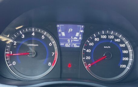 Hyundai Solaris II рестайлинг, 2012 год, 600 000 рублей, 17 фотография