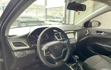 Hyundai Solaris II рестайлинг, 2021 год, 1 630 000 рублей, 7 фотография