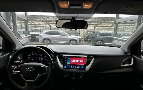 Hyundai Solaris II рестайлинг, 2021 год, 1 630 000 рублей, 9 фотография