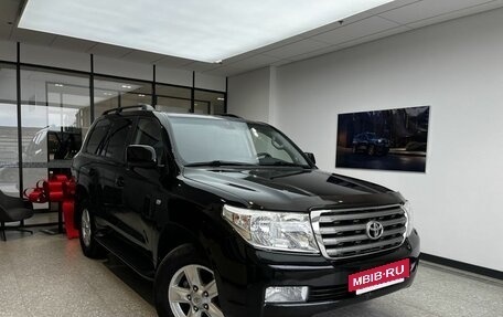 Toyota Land Cruiser 200, 2010 год, 3 400 000 рублей, 3 фотография