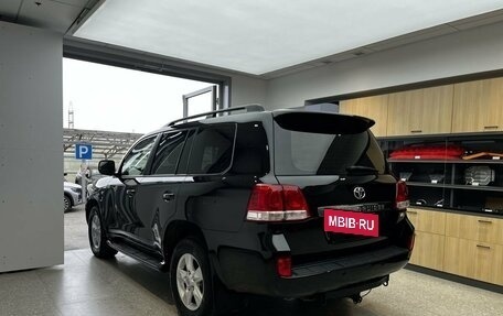 Toyota Land Cruiser 200, 2010 год, 3 400 000 рублей, 6 фотография