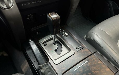 Toyota Land Cruiser 200, 2010 год, 3 400 000 рублей, 13 фотография