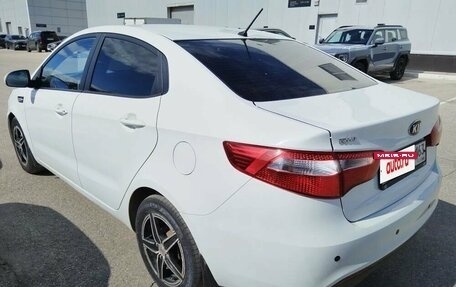 KIA Rio III рестайлинг, 2013 год, 772 000 рублей, 3 фотография