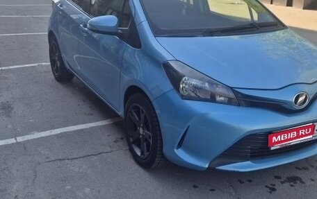 Toyota Vitz, 2014 год, 720 000 рублей, 1 фотография