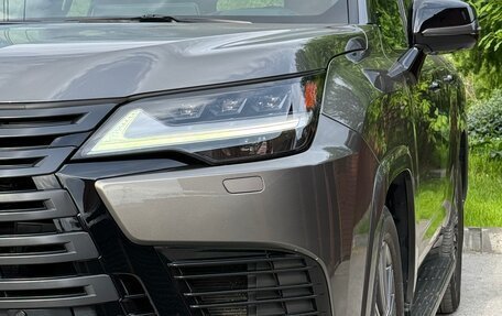 Lexus LX, 2023 год, 21 000 000 рублей, 3 фотография