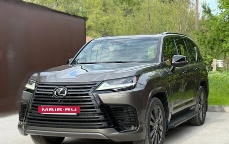 Lexus LX, 2023 год, 21 000 000 рублей, 4 фотография