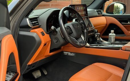 Lexus LX, 2023 год, 21 000 000 рублей, 14 фотография