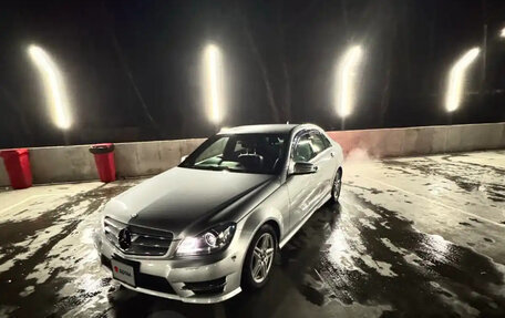 Mercedes-Benz C-Класс, 2012 год, 1 200 000 рублей, 10 фотография