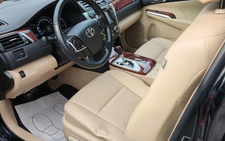 Toyota Camry, 2012 год, 2 200 000 рублей, 2 фотография