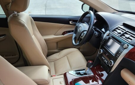 Toyota Camry, 2012 год, 2 200 000 рублей, 26 фотография