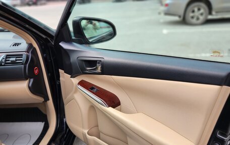 Toyota Camry, 2012 год, 2 200 000 рублей, 28 фотография