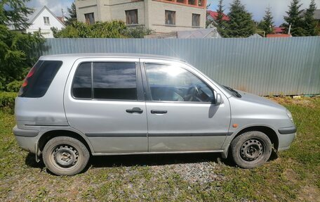 Toyota Raum I, 1998 год, 250 000 рублей, 2 фотография