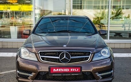 Mercedes-Benz C-Класс, 2013 год, 1 488 000 рублей, 2 фотография