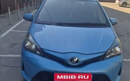 Toyota Vitz, 2014 год, 720 000 рублей, 8 фотография
