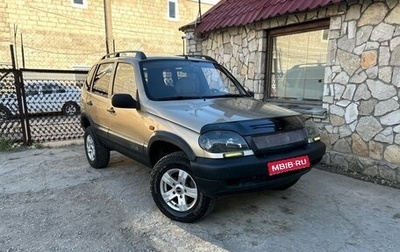 Chevrolet Niva I рестайлинг, 2004 год, 280 000 рублей, 1 фотография
