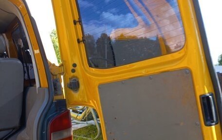 Volkswagen Transporter T5 рестайлинг, 2004 год, 1 300 000 рублей, 9 фотография