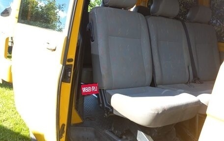 Volkswagen Transporter T5 рестайлинг, 2004 год, 1 300 000 рублей, 35 фотография